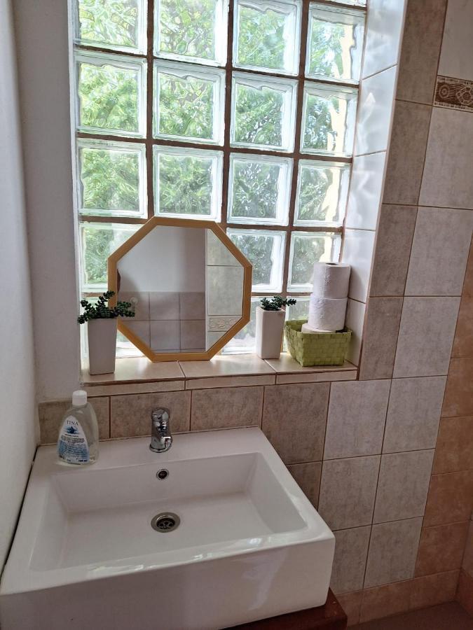 Sunset House Piestany Bungalow Banka Ngoại thất bức ảnh